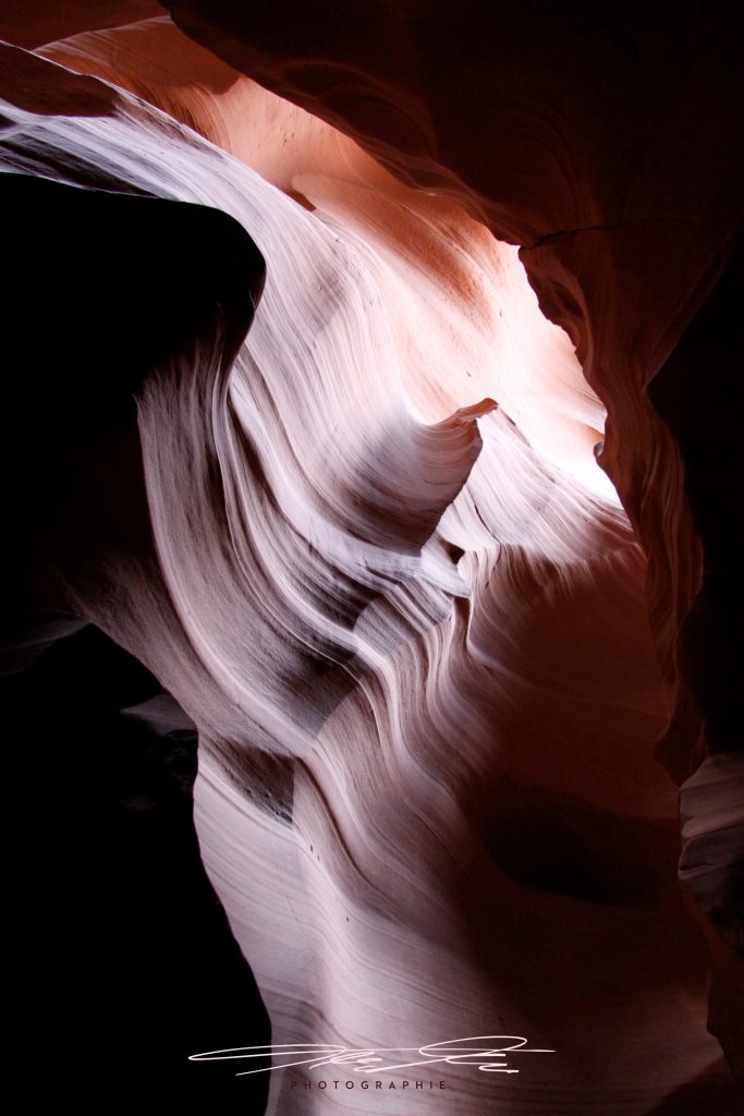 merge Antelope Canyon