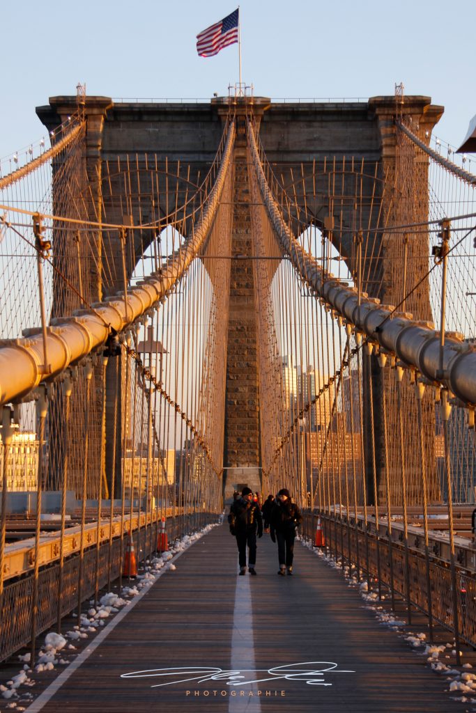 merge Brooklyn Bridge