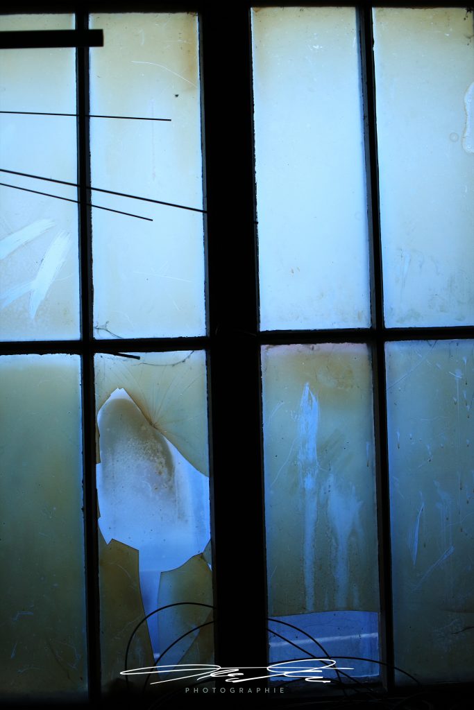 merge Fenster nach Draußen II
