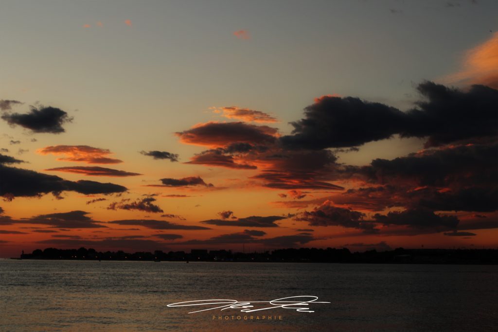 merge Sunset III