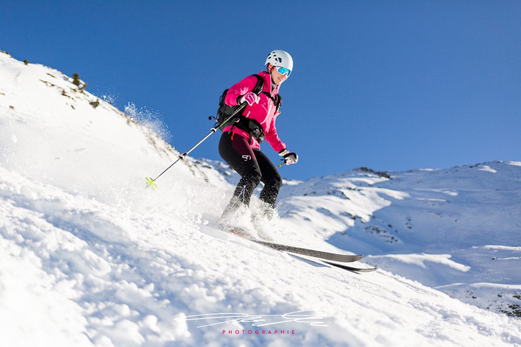 merge Female Powderaction I